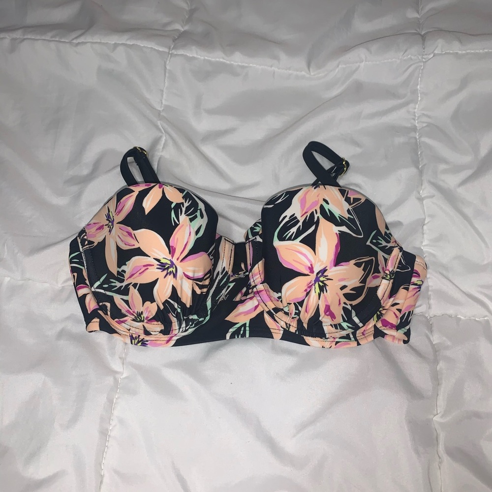 bikini top small  tie back